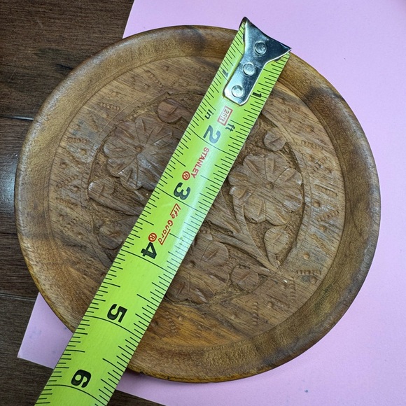 Wooden Hand Carved Coasters (6) plus 1 bigger pot coasters - Picture 7 of 9